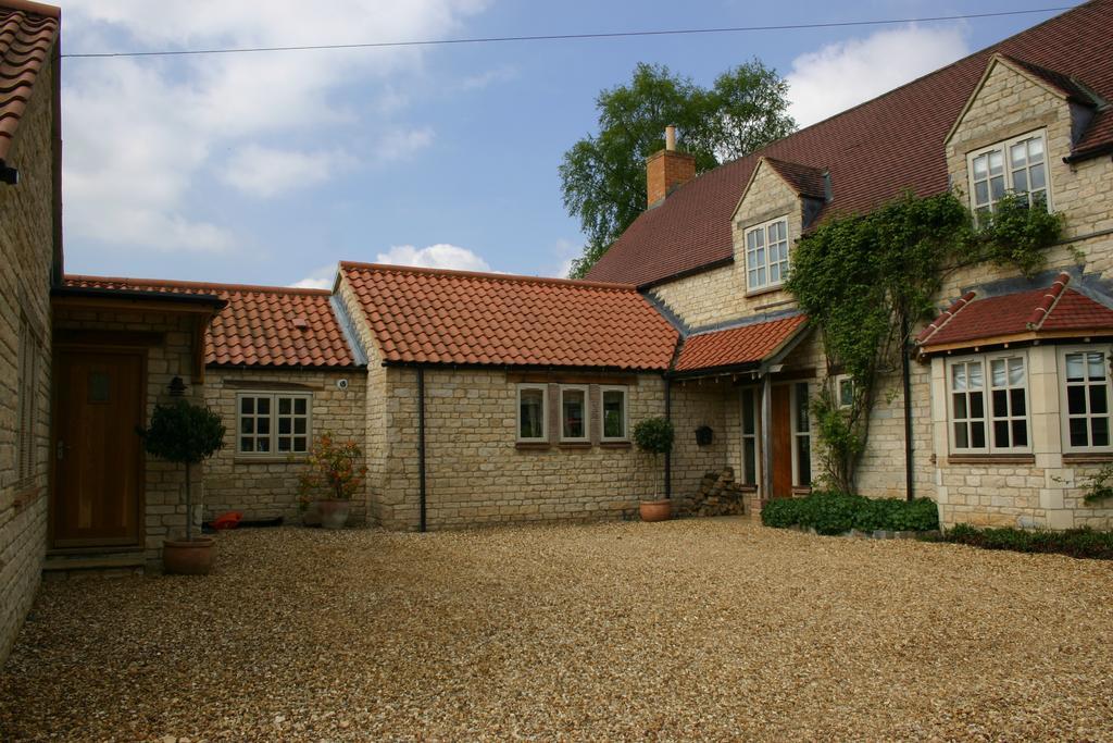 The Swallows Rest Bed & Breakfast Brigstock Bagian luar foto