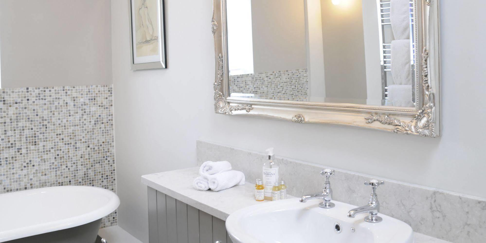 The Swallows Rest Bed & Breakfast Brigstock Bagian luar foto